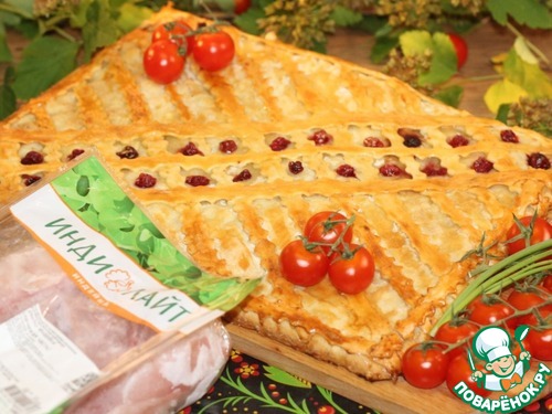 Пирог с индейкой, картофелем и луком