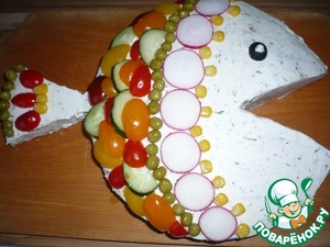 Пирог закусочный с колбасой "Радужная рыба"