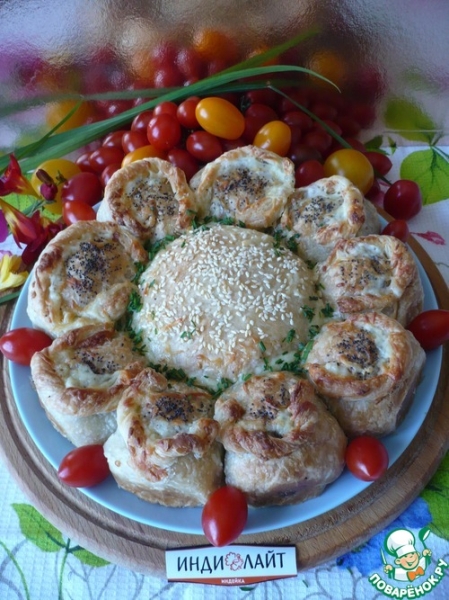 Отрывной пирог с фаршем из индейки