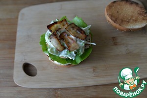 Бургер "Цезарь" с индейкой