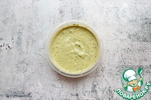 Индейка в зеленом соусе Индейка в зеленом соусе