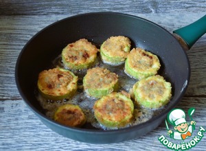 Кабачковые кольца с фаршем