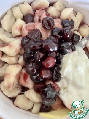 Ленивые вареники с вишней Ленивые вареники с вишней