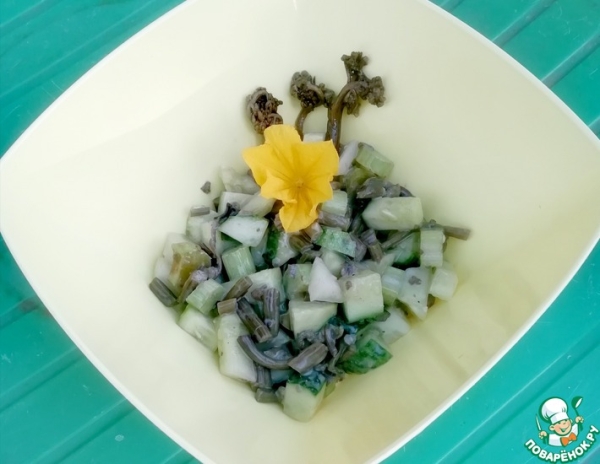 Летний салат с ревнем "Мой" Летний салат с ревнем "Мой"