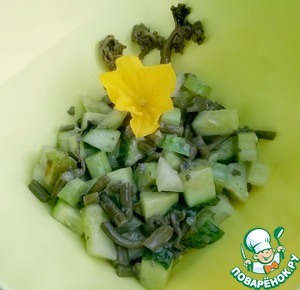 Летний салат с ревнем "Мой" Летний салат с ревнем "Мой"