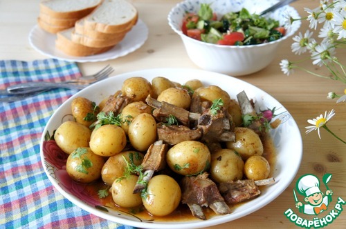 Молодой картофель с рёбрышками Молодой картофель с рёбрышками