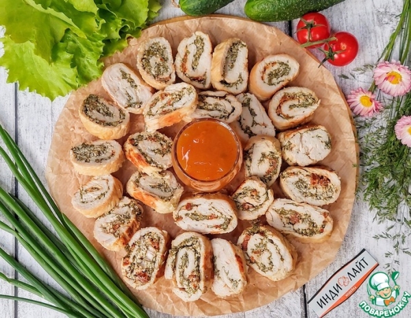 Рулетики из индейки с брынзой