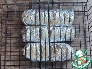 Рулетики из индейки с брынзой