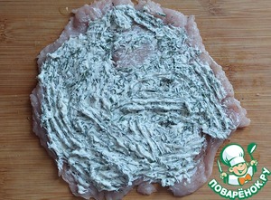 Рулетики из индейки с брынзой