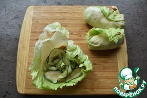 Шаурма с индейкой в салате Айсберг