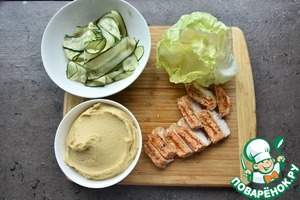 Шаурма с индейкой в салате Айсберг