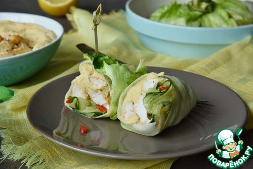 Шаурма с индейкой в салате Айсберг