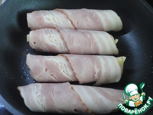 Сосиски, фаршированные сыром