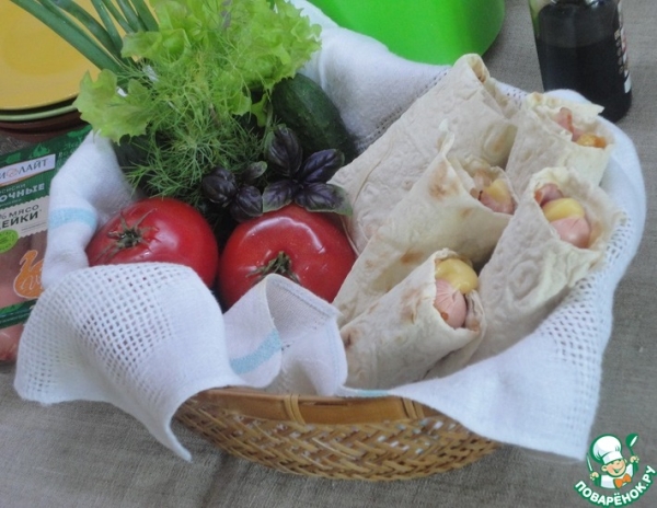 Сосиски, фаршированные сыром