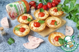 Тарталетки с колбасой и сыром
