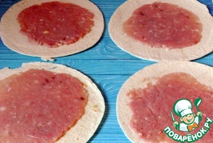 Тортильи с начинкой из индейки