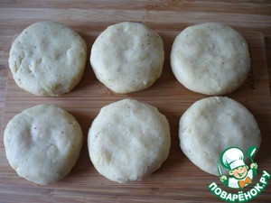 Закуска из картофельного пюре с сосисками Закуска из картофельного пюре с сосисками