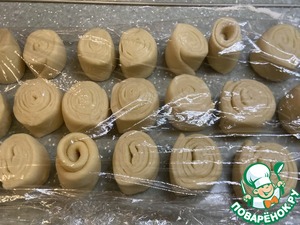 Самса с индейкой из дрожжевого теста Самса с индейкой из дрожжевого теста