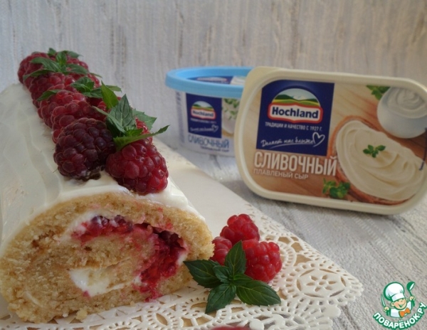 Медовый рулет с малиной