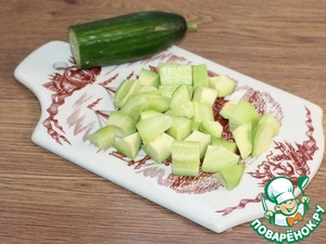 А-ля роллы с рыбой, сыром и авокадо А-ля роллы с рыбой, сыром и авокадо