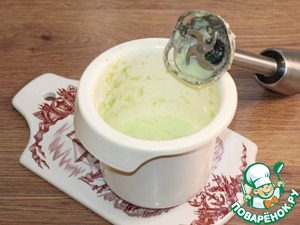 А-ля роллы с рыбой, сыром и авокадо А-ля роллы с рыбой, сыром и авокадо