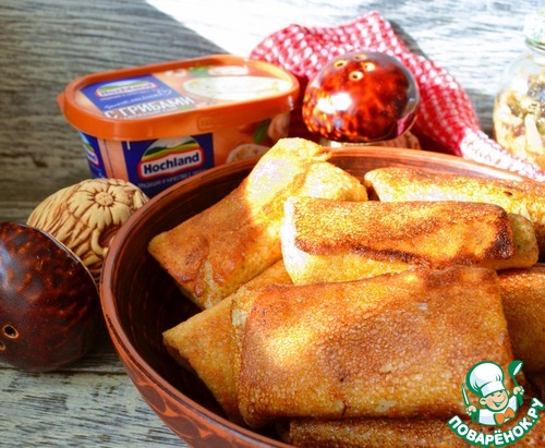 Блинчики с грибами и плавленым сыром