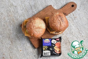 Чизбургер с маринованной котлетой