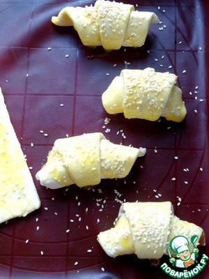 Круассаны с тунцом и плавленым сыром Круассаны с тунцом и плавленым сыром