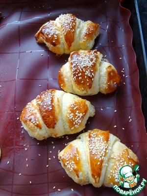 Круассаны с тунцом и плавленым сыром Круассаны с тунцом и плавленым сыром