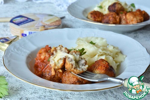 Фрикадельки с начинкой из плавленного сыра Фрикадельки с начинкой из плавленного сыра