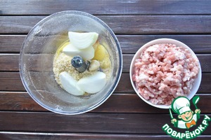 Фрикадельки с начинкой из плавленного сыра Фрикадельки с начинкой из плавленного сыра