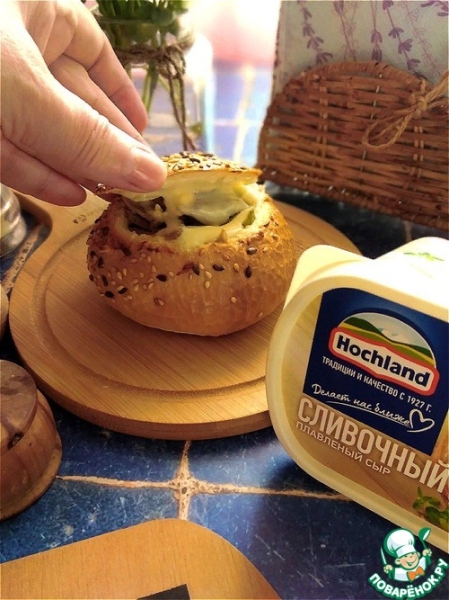 Хлебные горшочки с мясом и сыром Хлебные горшочки с мясом и сыром