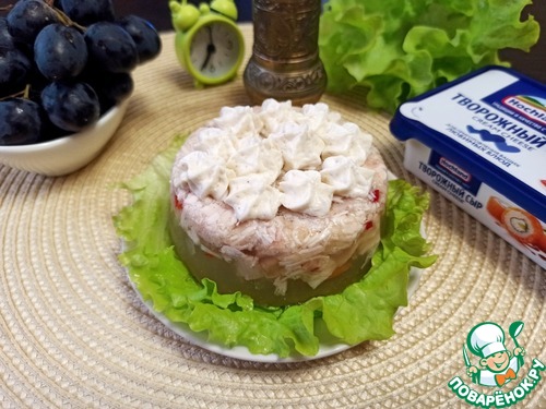 Куриный холодец со сливочным хреном Куриный холодец со сливочным хреном