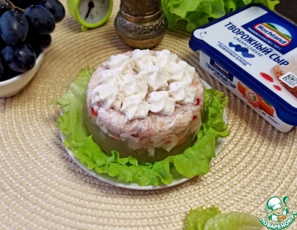 Куриный холодец со сливочным хреном Куриный холодец со сливочным хреном