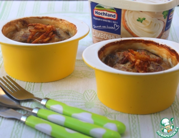 Печень под сырным соусом Печень под сырным соусом