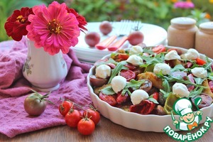 Салат из баклажанов, перца, томатов с творожным сыром Салат из баклажанов, перца, томатов с творожным сыром