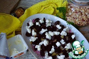 Свекольный салат с сыром и уткой Свекольный салат с сыром и уткой