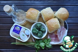 Сырные булочки с шпинатом и беконом