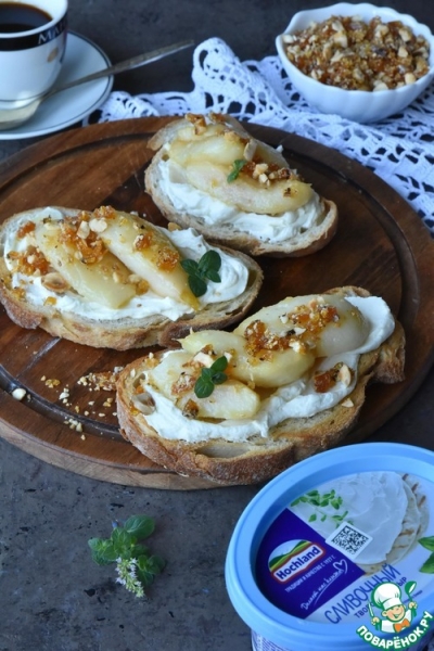 Тосты с грушей и сыром Тосты с грушей и сыром