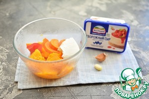 Тыквенный крем-суп с форелью и творожным сыром