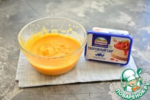 Тыквенный крем-суп с форелью и творожным сыром