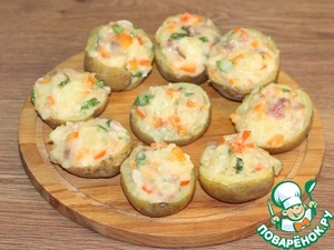 Запеченная картошка с сыром и грудинкой Запеченная картошка с сыром и грудинкой