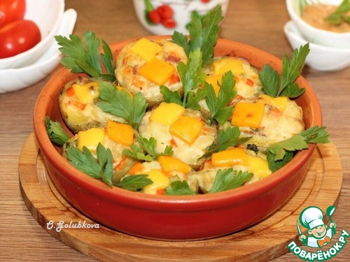 Запеченная картошка с сыром и грудинкой Запеченная картошка с сыром и грудинкой