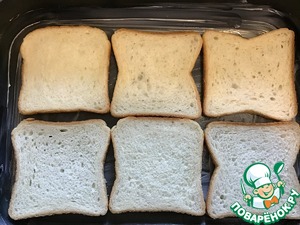 Запеченный французский тост с брусникой и творожным сыром Запеченный французский тост с брусникой и творожным сыром