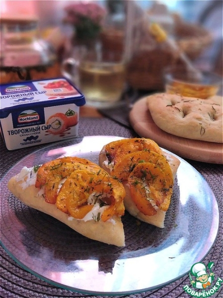 Запечённая тыква на фоккаче