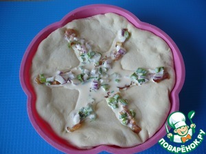 Слоеный пирог с плавленым сыром Слоеный пирог с плавленым сыром