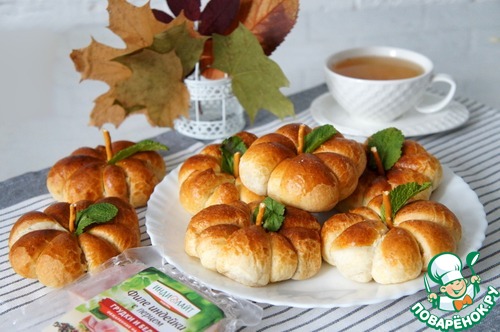 Мини-пиццы "Тыквы" Мини-пиццы "Тыквы"