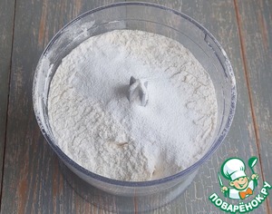 Песочный пирог с творожно-ягодной начинкой Песочный пирог с творожно-ягодной начинкой