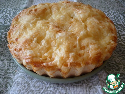 Пирог отрывной с сосисками и сыром