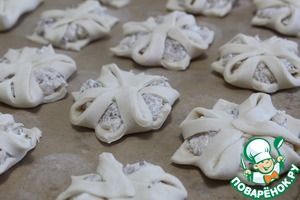 Пирожки закусочные с курицей Пирожки закусочные с курицей